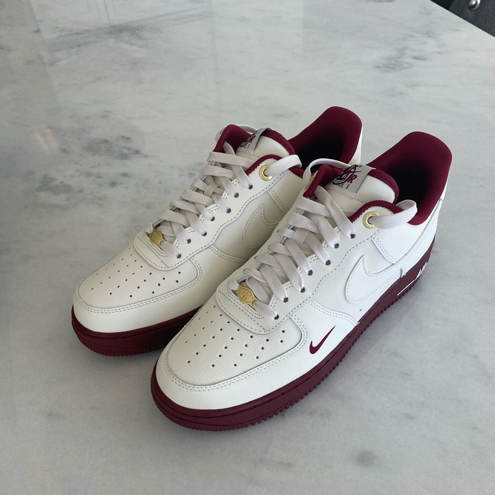 New! Nike Air Force 1